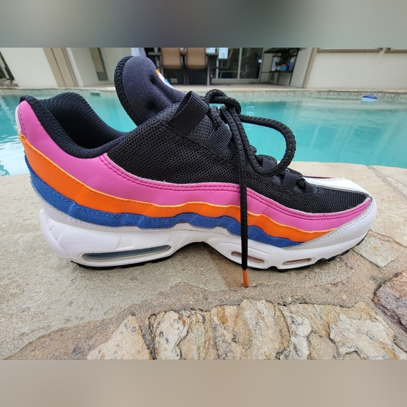 Nike Air Max 95 Mens Running Shoes CW6990-100 Size 9 - Picture 6 of 10